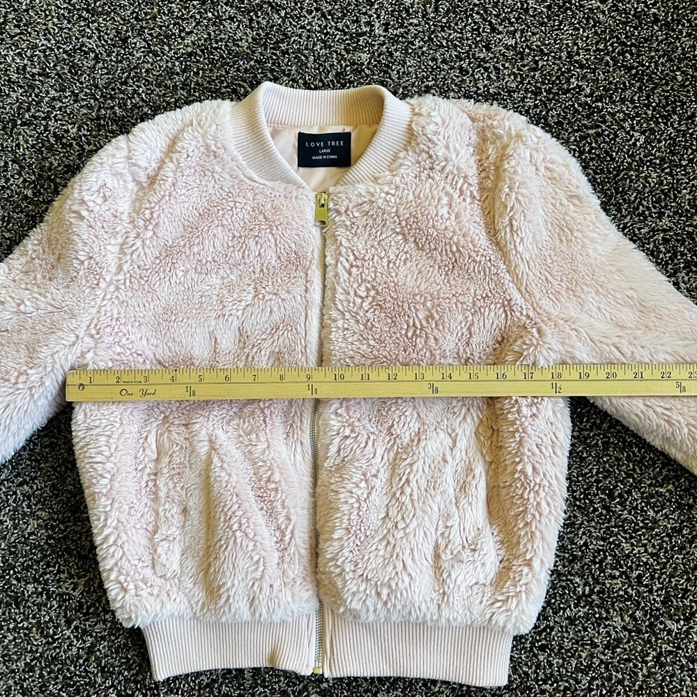 Love Tree Soft Blush Teddy Jacket - Picture 7 of 8